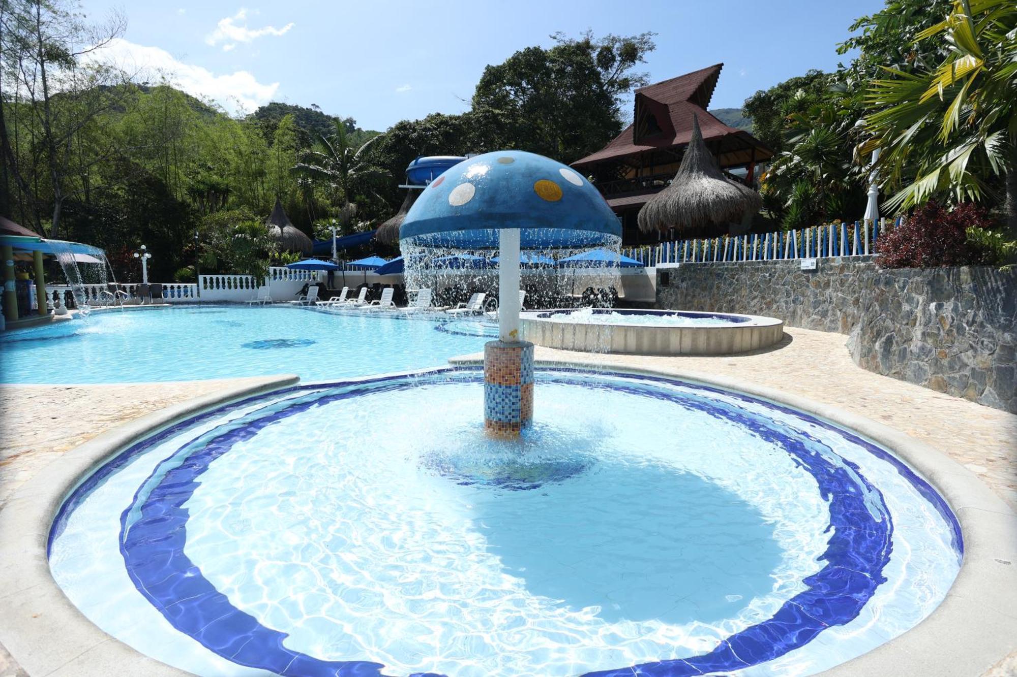 Hotel Aguatur Cocorná Dış mekan fotoğraf