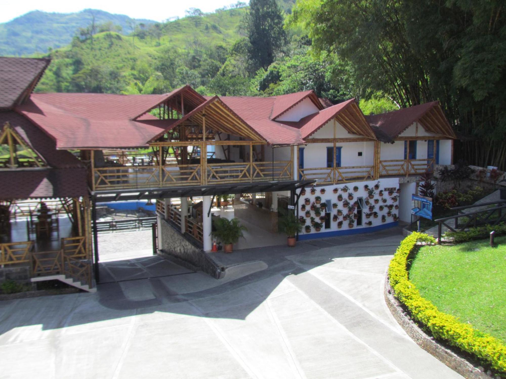 Hotel Aguatur Cocorná Dış mekan fotoğraf